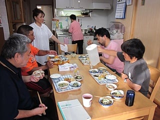 代替テキストをご記入ください 代替テキストをご記入ください